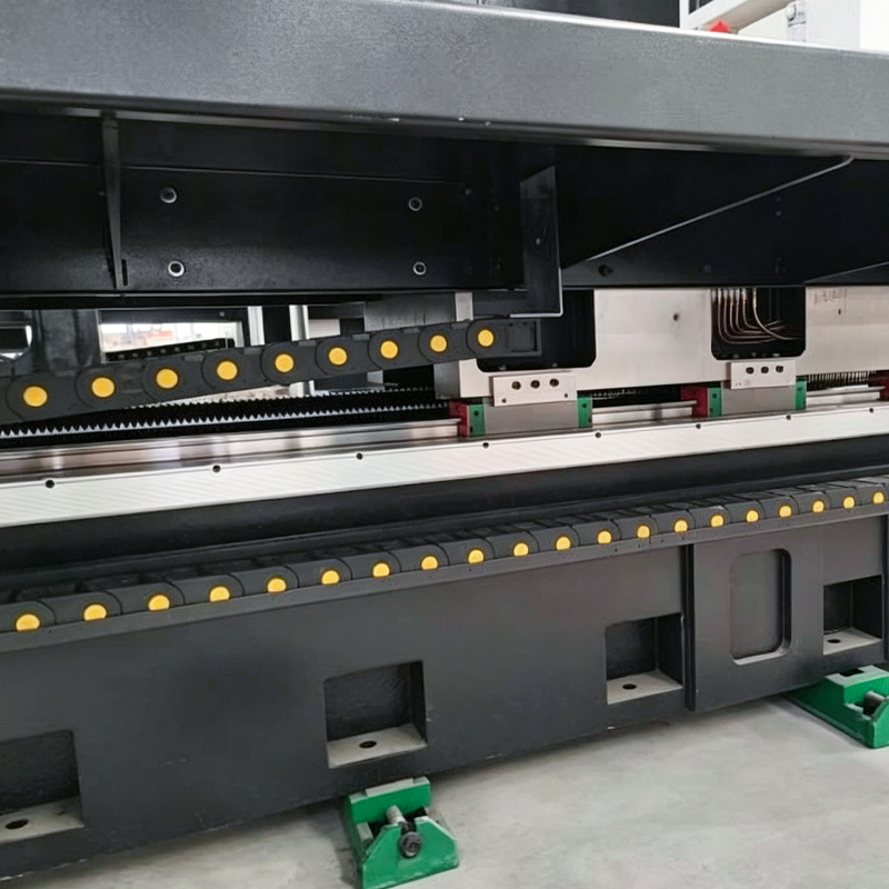 Centro de fresado y perforación horizontal de alta precisión TKX6513A
